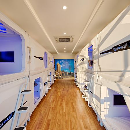 Ancyra Capsule Hotel - Backpackers Paradise & Rooftop Bar Da Nang Esterno foto